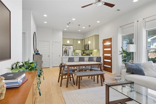 2007 Sl Davis Avenue B, Austin