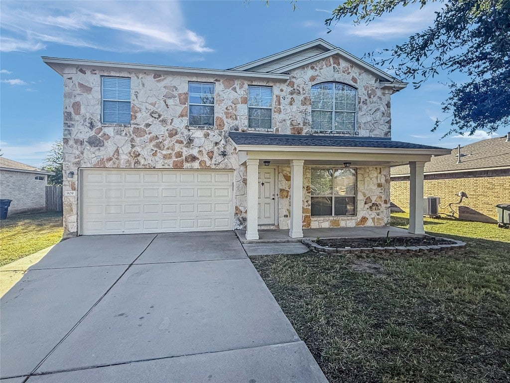 909 Remington Drive, Leander