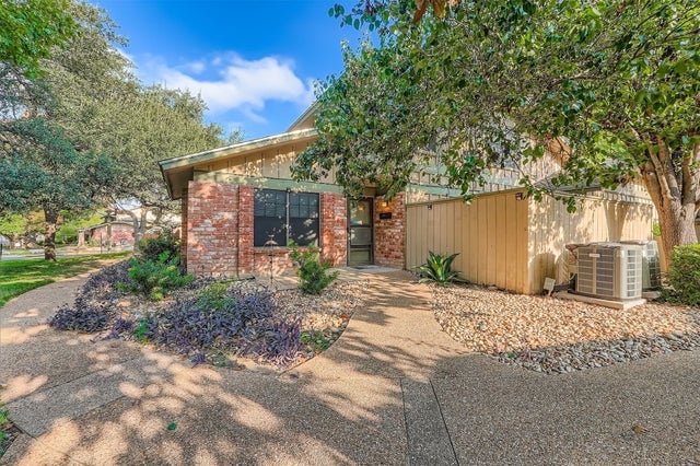 9507 Quail Village Lane, Austin