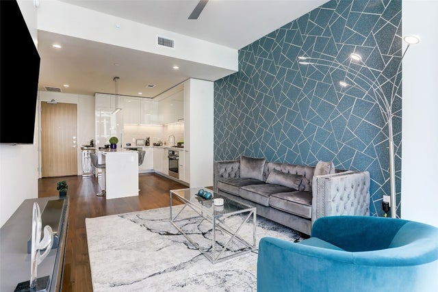 44 E Avenue Avenue 1502, Austin