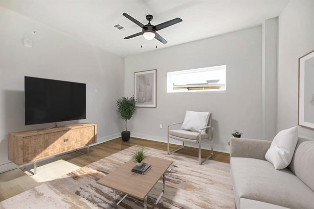 2500 Longview Street 501, Austin