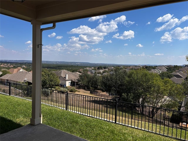 78 White Magnolia Circle, Austin