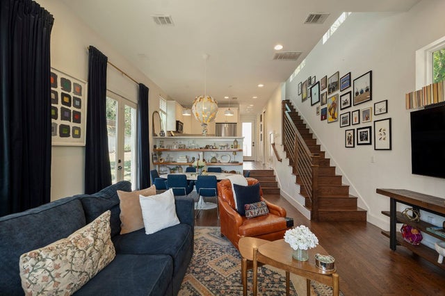 2812 Oak Springs Drive 1, Austin