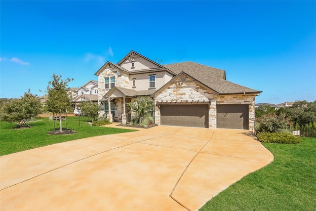 607 Gunison Drive, Spicewood