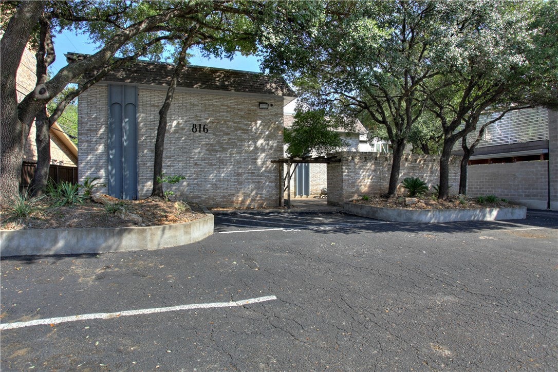 Photo of Listing #7801316