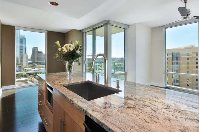 Photo of Listing #8176598