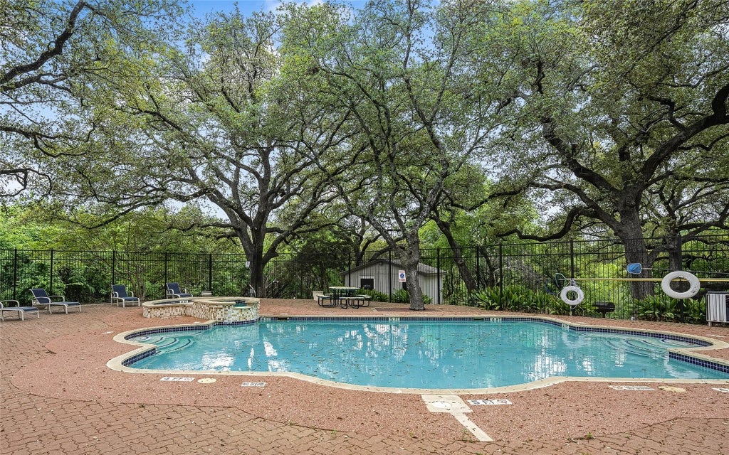 12166 Metric Boulevard 2004, Austin