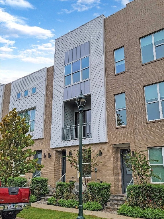 3807 Threadgill Street, Austin