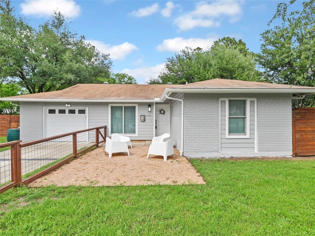 616 Long Bow Lane, Austin