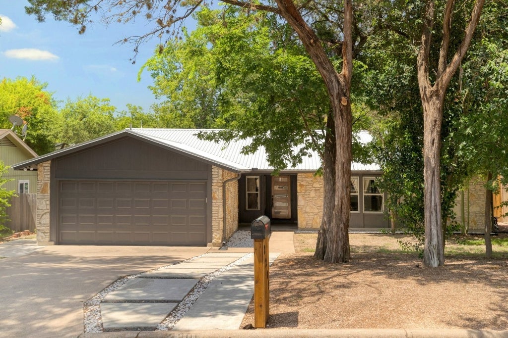 2205 Trede Drive, Austin