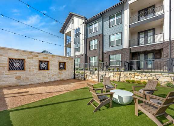 2908 E Howard Lane 5103, Manor