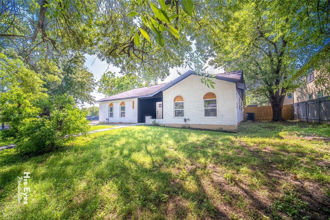 Photo of Listing #2304584