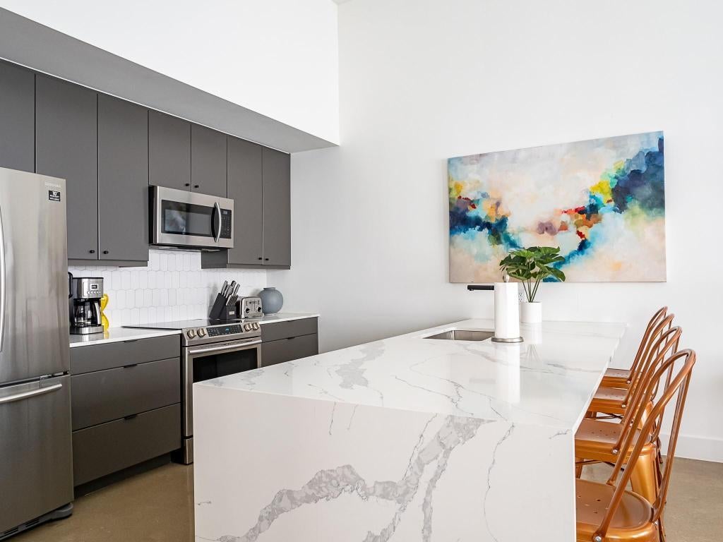 2709 E 5th Street 2104, Austin