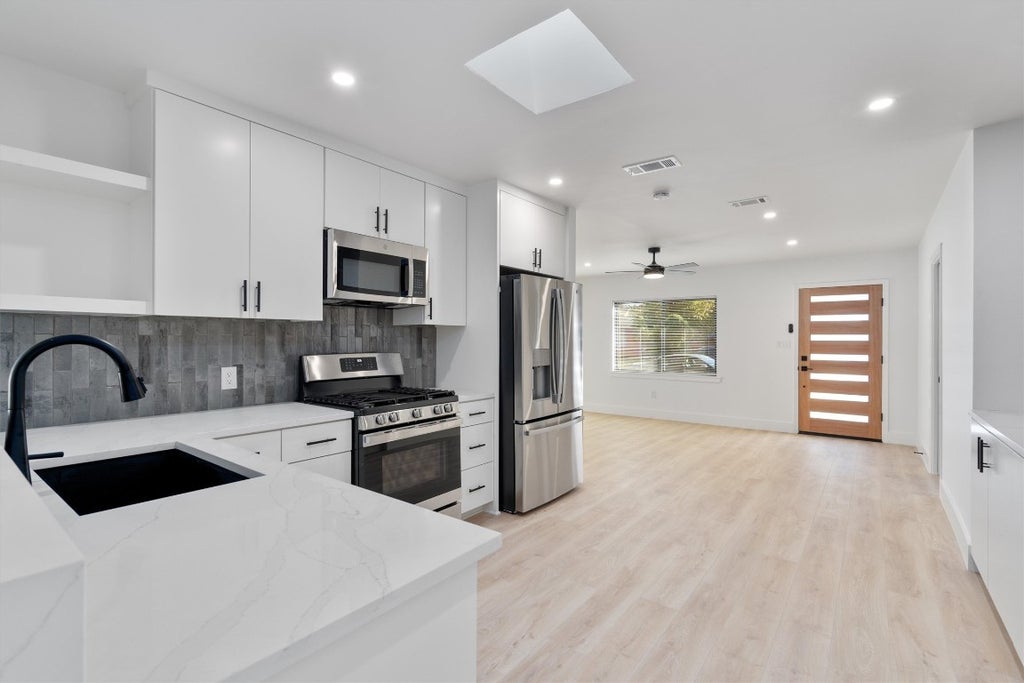 406 Hammack Drive, Austin