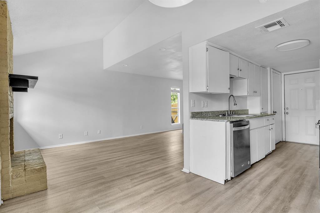 2414 Patrick Henry Street B, Temple