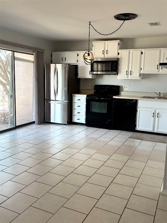 1919 American Drive A123, Leander