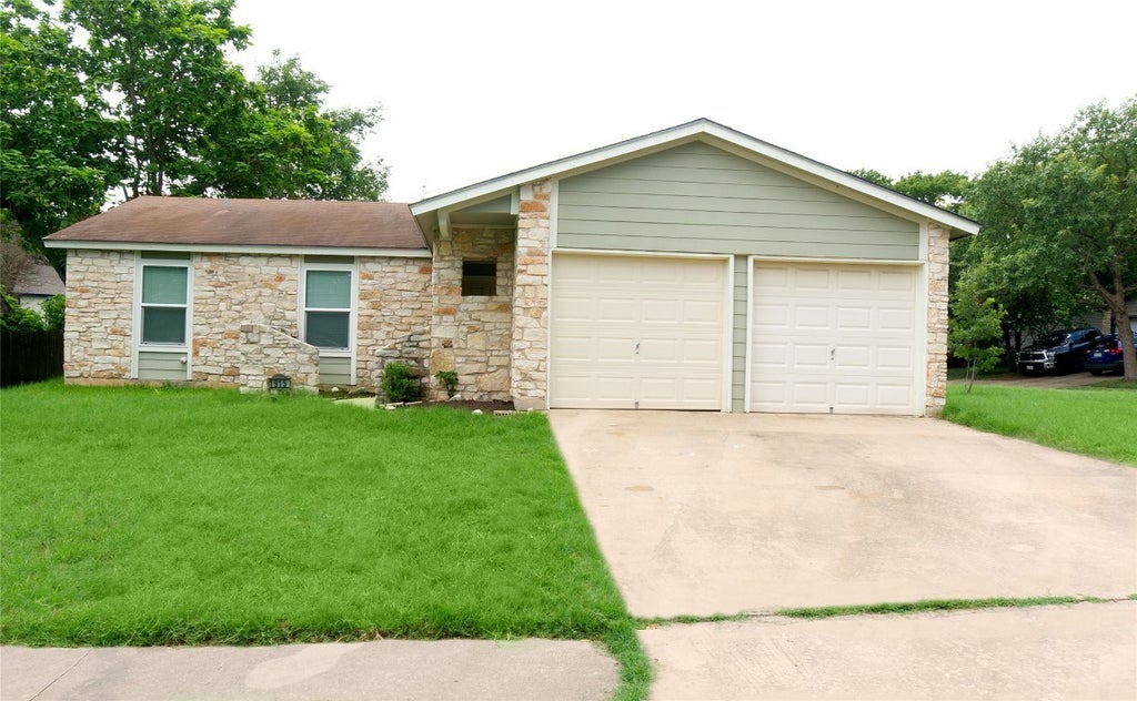 1915 Magazine Street, Austin