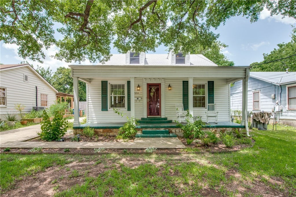 2206 Iva Lane A, Austin