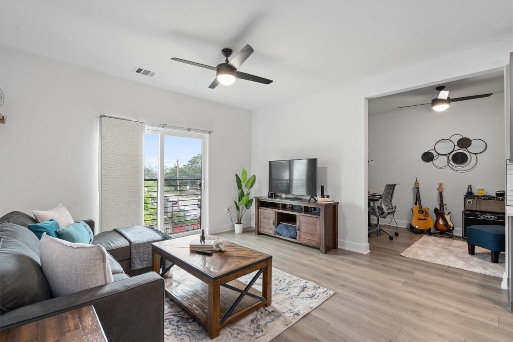 2220 Webberville Road 323, Austin