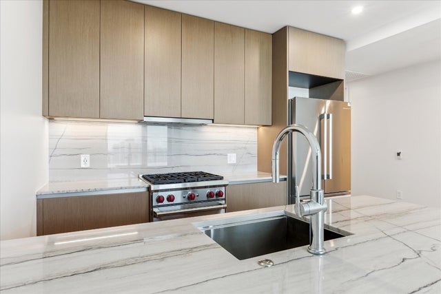 610 Davis Street 3010, Austin