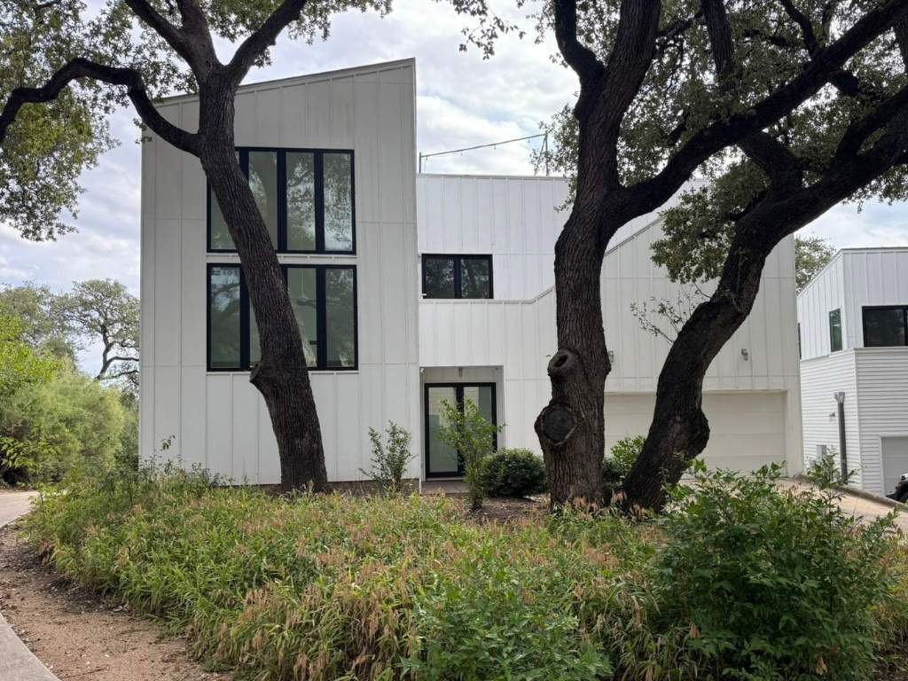 1208 Woodland Avenue A, Austin