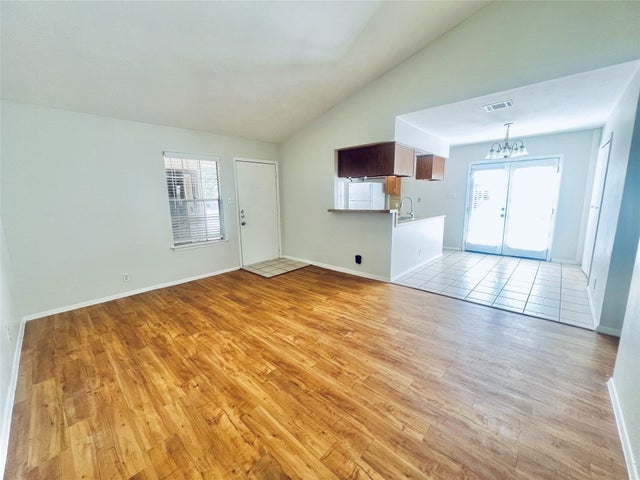 1922 Nicole Circle B, Round Rock