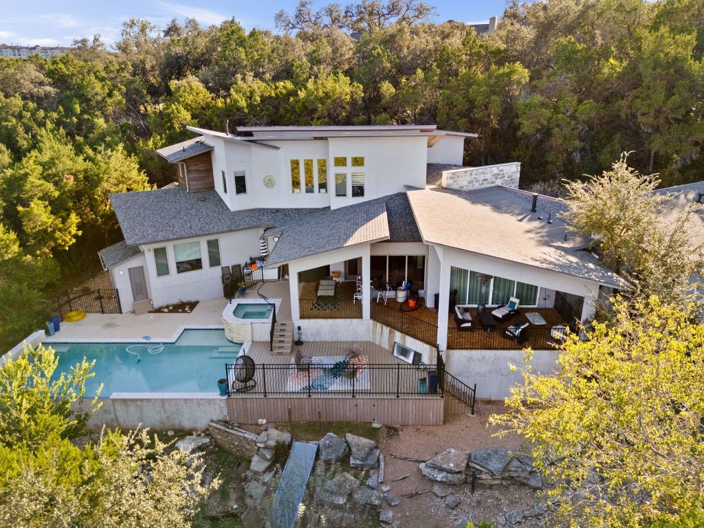 6605 Peralto Cove, Austin