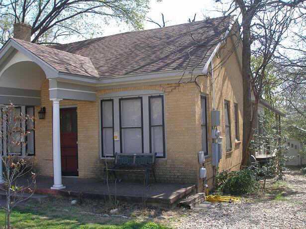 317 W 35th Street B, Austin