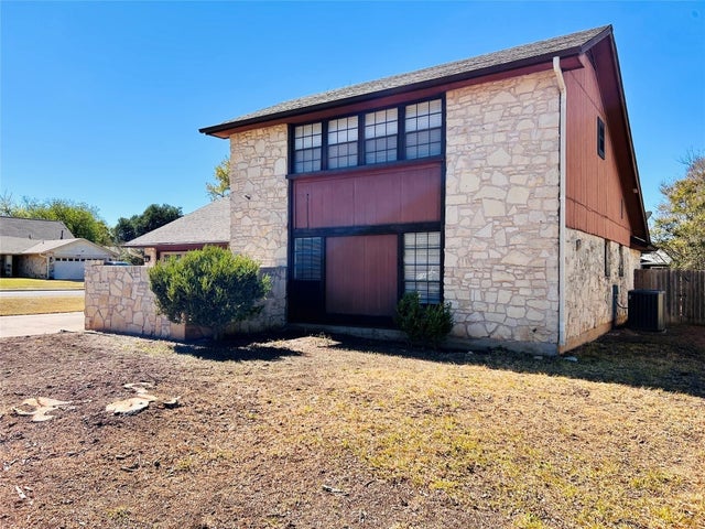 11300 Maidenstone Drive, Austin