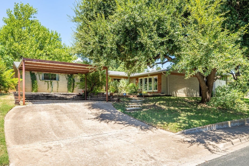 2212 East Side Drive, Austin