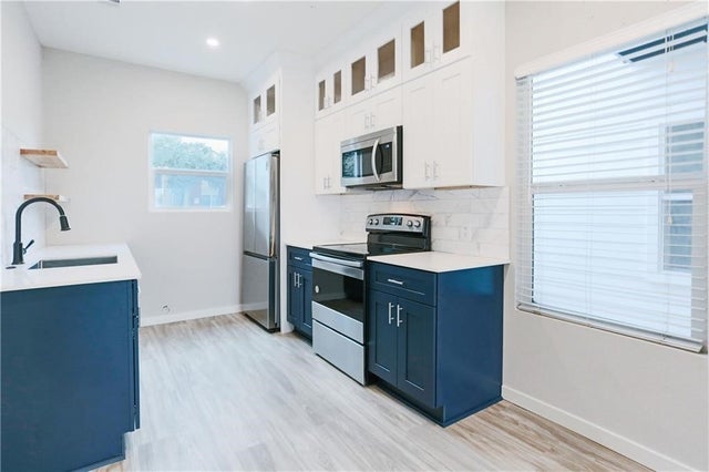 9504 Menchaca Road B, Austin