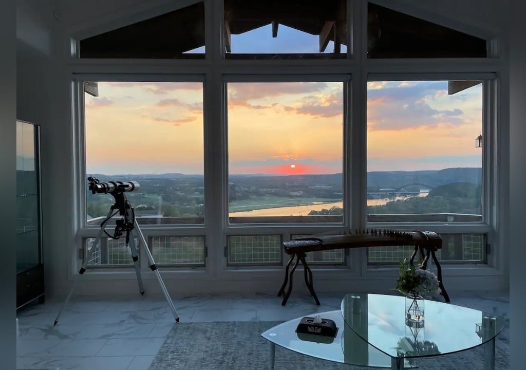 5924 Lookout Mountain Drive, Austin