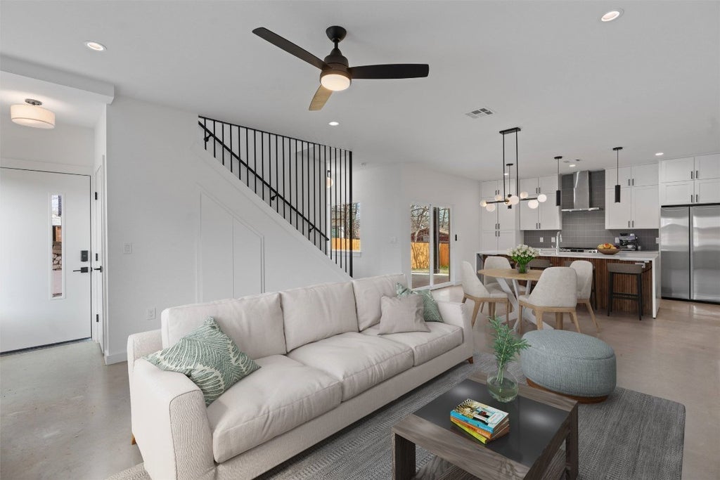 5601 Manor Road A, Austin