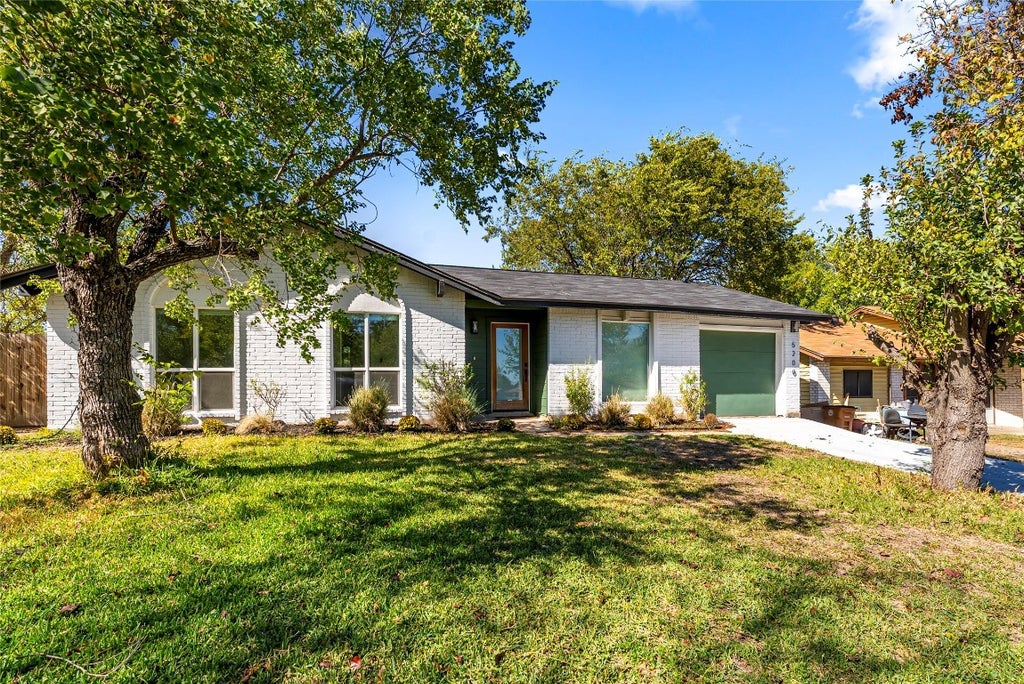 5200 King Charles Drive, Austin