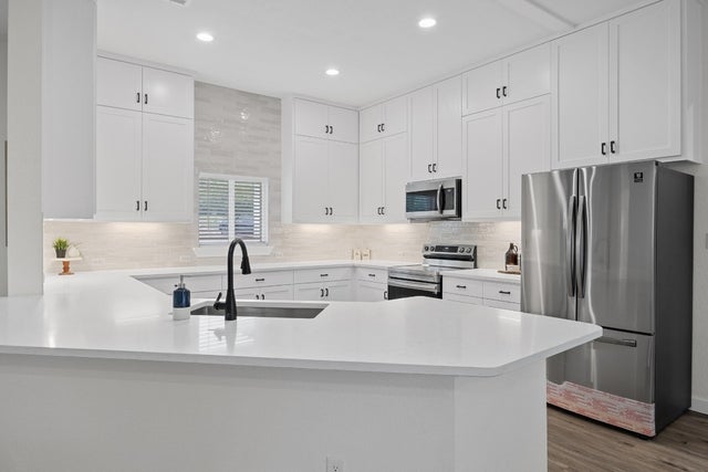 17701 Village Drive, Dripping Springs