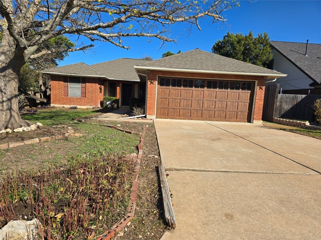 612 Sunny Brook Drive, Leander