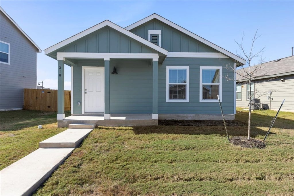 210 Chapel Beck Drive, Kyle