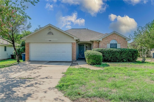 1000 Honeysuckle Drive, Leander