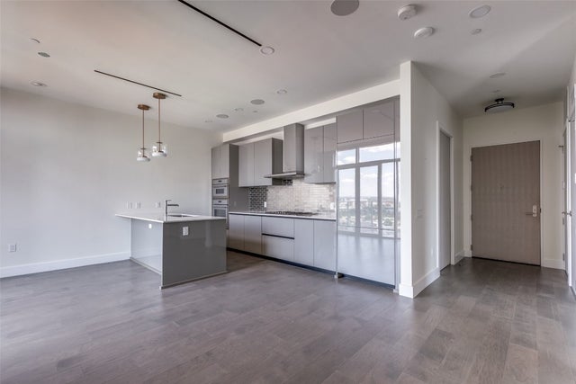 123 Lexington Avenue 1408, San Antonio