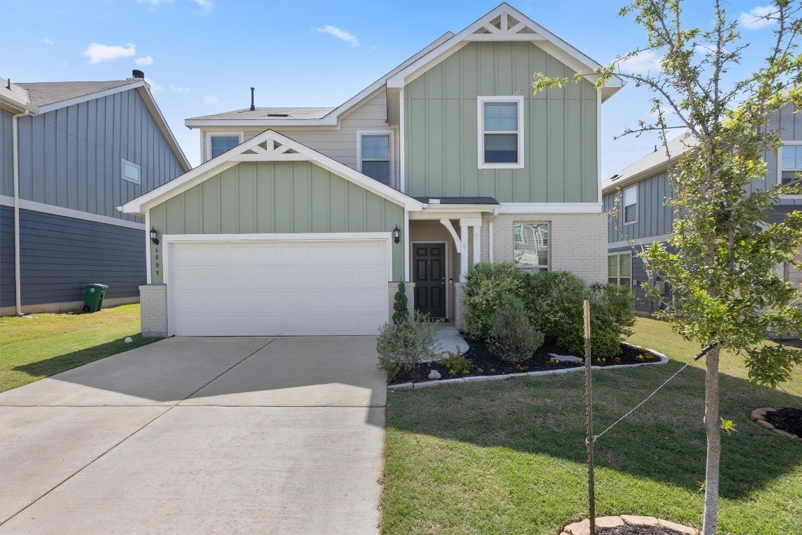 Photo of Listing #3390043