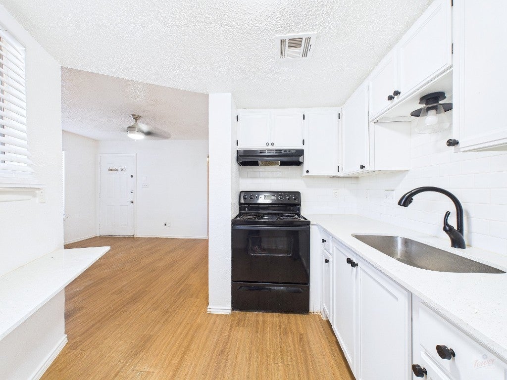 2500 Burleson Road 201, Austin