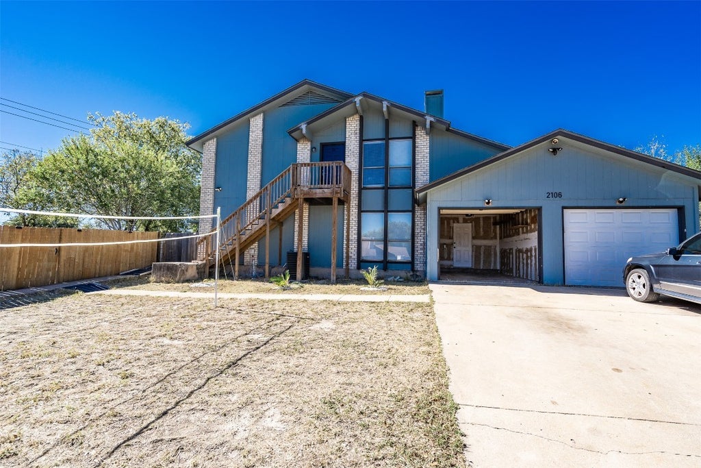 2106 Lamplight Village Circle A, Austin