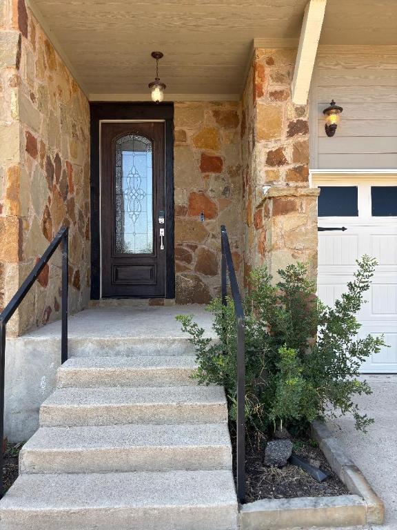 18009 Linkhill Drive, Dripping Springs