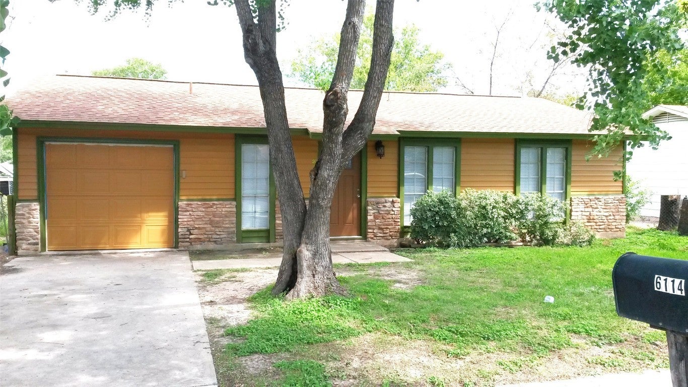 Photo of Listing #6430881