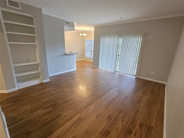 6000 Shepherd Mountain Cove 408, Austin