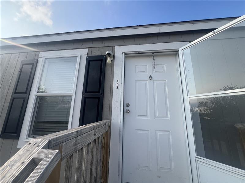 302 Sparrow Lane, Kyle