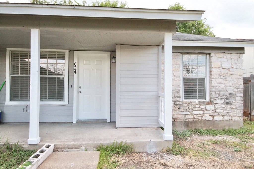 624 Greenlawn Boulevard, Round Rock