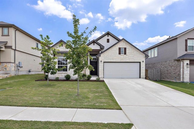 5837 Bianca Drive, Round Rock