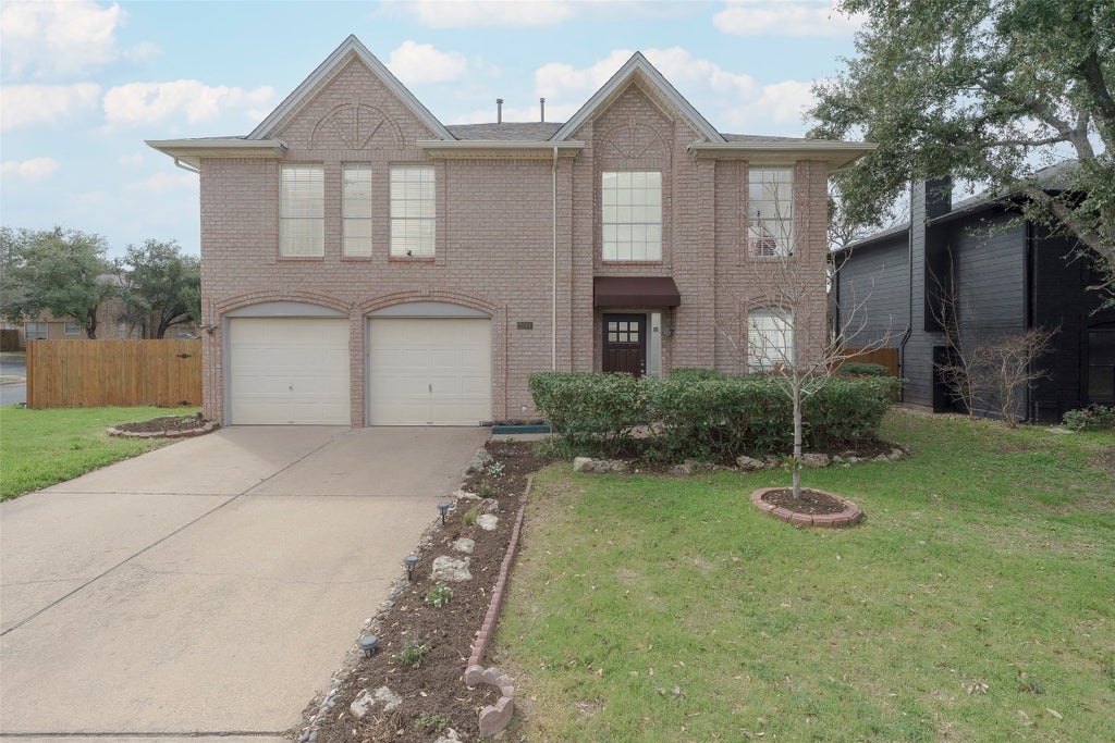 2201 Broughton Court, Austin