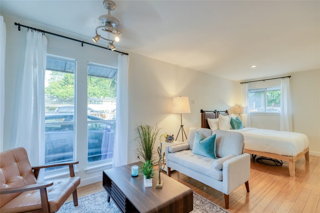 2526 Durwood Street 110, Austin